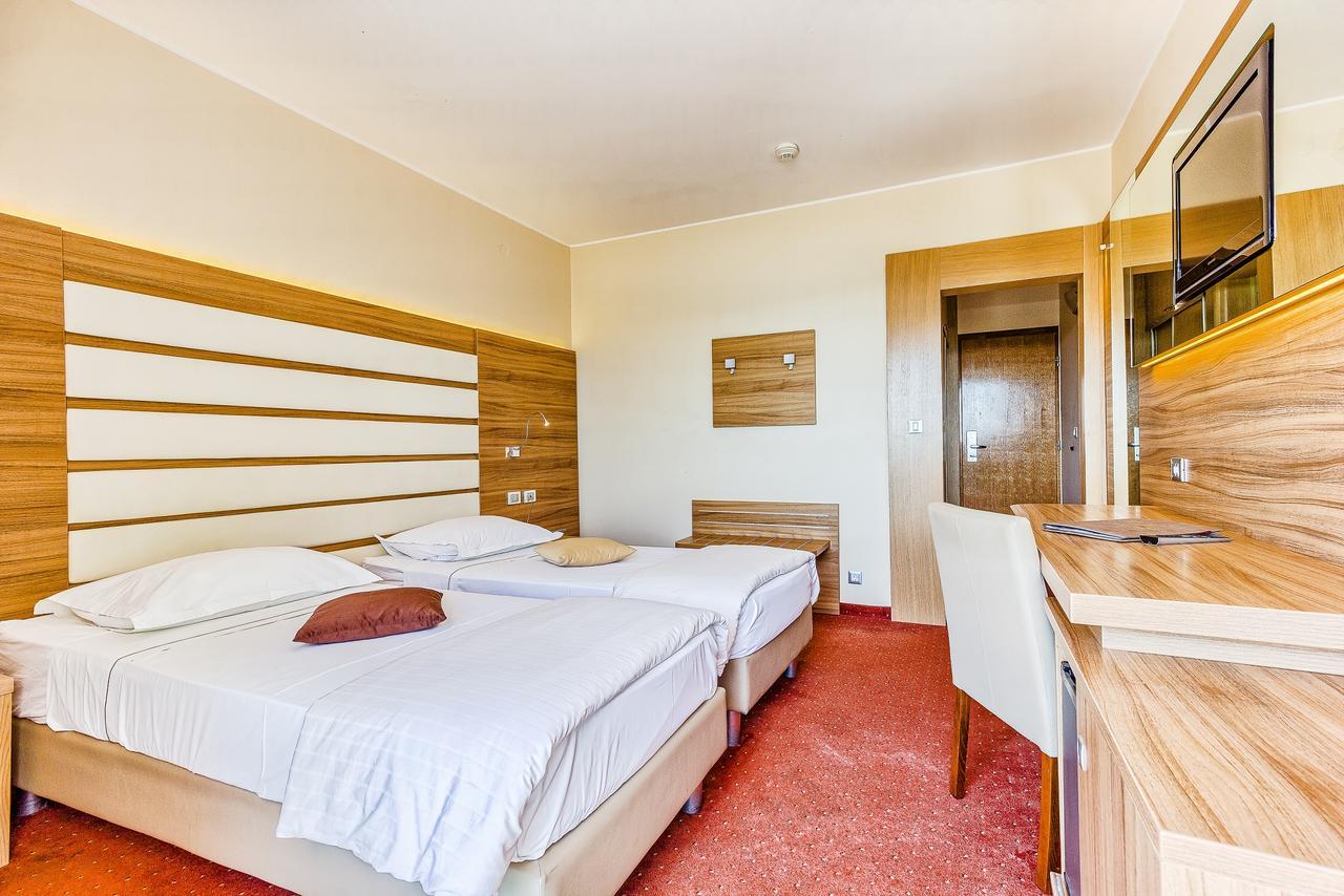 Standard Double Room,645336513:JPEG